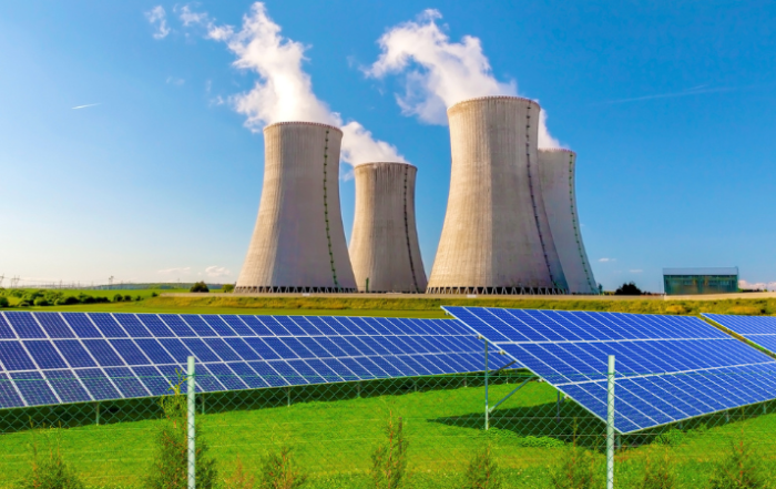 nuclear-power-plant-next-to-solar-farm