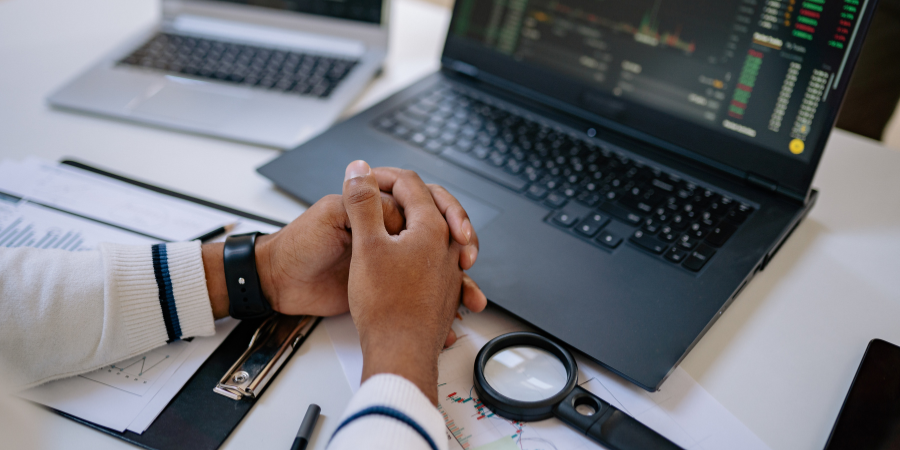 auction chart on laptop auction chart on laptop